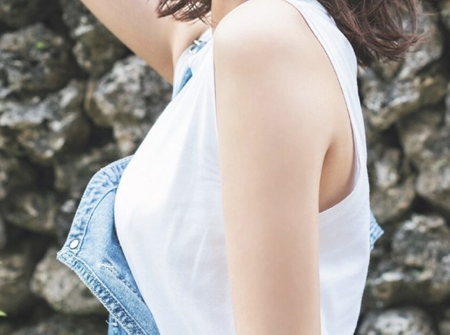 【画像】顔40点なのにお■ぱい1000点の女www