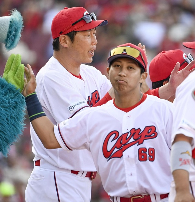 広島県警がカープ大野寮＆ズムスタを家宅捜索。羽月『ゾンビたばこ』使用疑いで逮捕受け