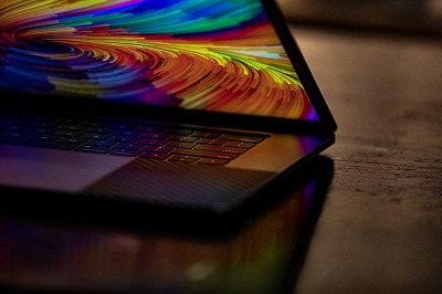 【画像】一般向けソシャゲ、炎上したお詫びにエロ過ぎるスキンを無料で配布するwww