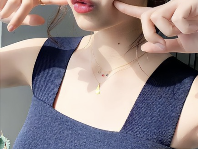 【画像】39歳のリアル独身女のお乳房、生々しすぎwww