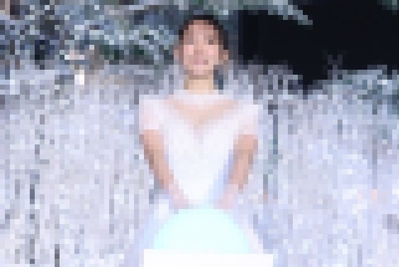 【画像】吉岡里帆を嫌いな男なんて存在しない　→純白ドレス姿を披露【Pickup】