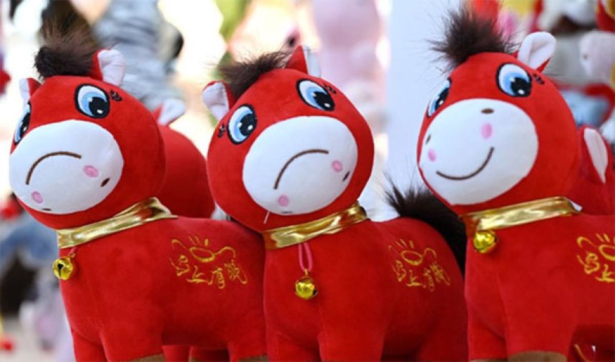 笑顔より可愛い！縫製ミスで困り顔になったぬいぐるみがなぜか大ヒット（中国）