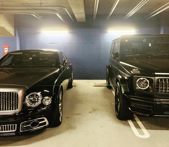 【悲報】高級車乗りさん、ド下手くそな駐車技術を披露するwww