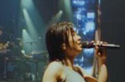 【画像】宇多田ヒカルのふわふわお●ぱい、ガチでとんでもなく美味しそう！