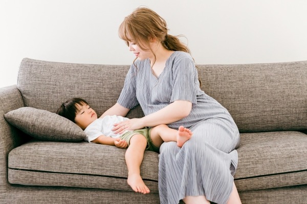 【驚愕】14歳で妊娠し15歳で出産したシンママさん「息子は3歳から性教育しています。」⇒！