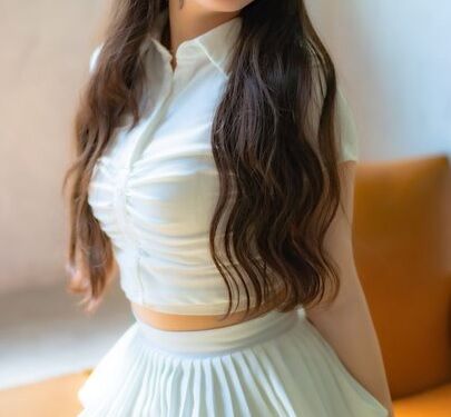 【画像】テニス部JKさん、顧問を誘惑してしまうwww