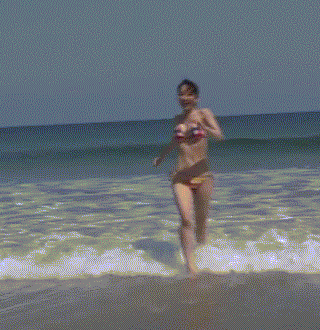 吉岡里帆ちゃんの水着画像♡www