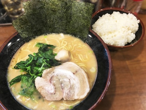 ライス食べ放題を客がシェア　ラーメン店主「サービスが続けられなくなる」