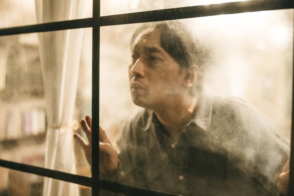 会社に残ってるのが係長（43）と俺が好きな同僚女（27）だけだったから、帰るふりして駐車場で張りこんだ結果www