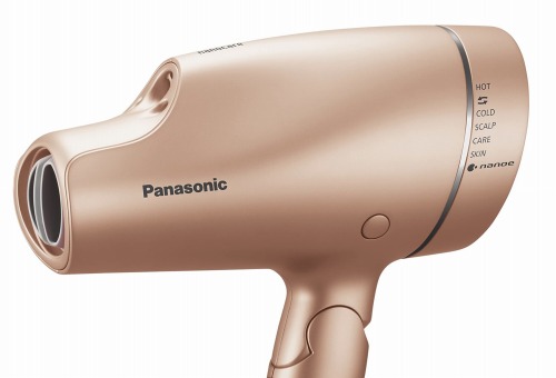 【画像】銭湯「ドライヤーの風が弱い、もっとマシなのを置けとクレームが来たので全台有料にします」