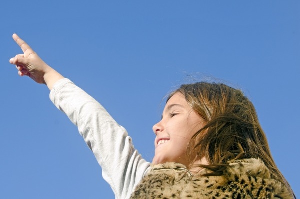 【唖然】イーロン・マスク、娘にエルデンリングで最強の魔術の名前を与える！！！