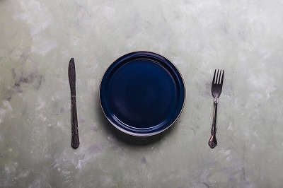 【画像】カリカリ女子の朝飯、ついに限界突破するwww