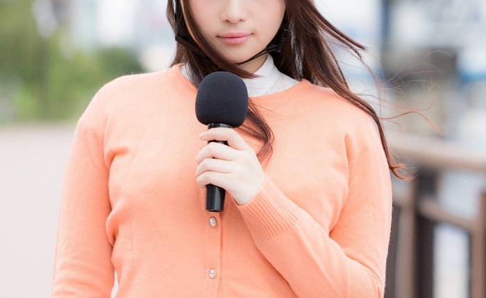 【画像】女子アナ、寒くてキレ気味www