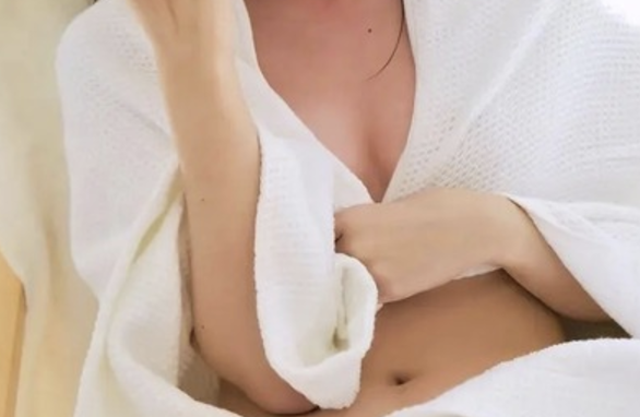 1億人が勃起したセッ■スボディすぎる会社の女上司www