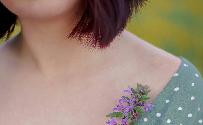 【画像】貧乳の揉み方