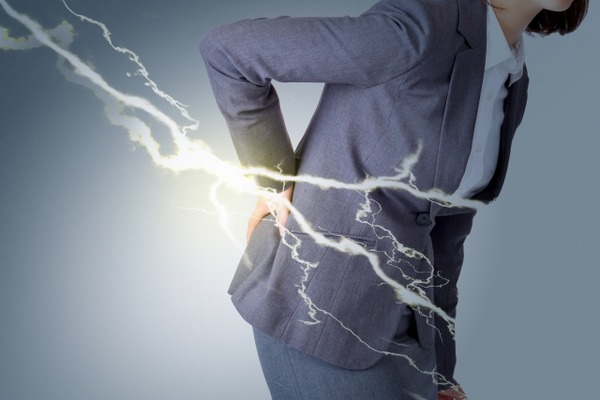 お前ら「ぎっくり腰はヤバい。マジで死ぬかと思った」ワイ「おっさん大げさで草」⇒結果！