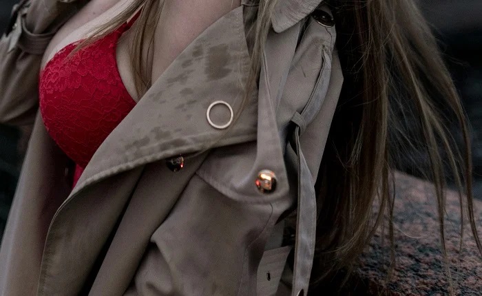 【画像】露出狂女さん、表現の自由でエッチな写真を撮ってしまうwww