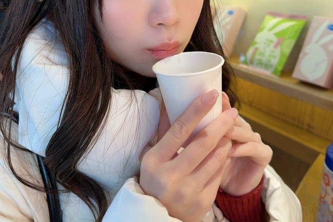 【画像】幼馴染「乳首当てっこゲームしよ」→結果ｗｗｗ