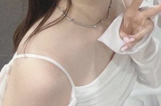 【悲報】まんさん『女性も臭いので気をつけて下さい』