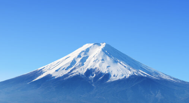 中国人、人類で初めて『富士山の山頂』に到達www