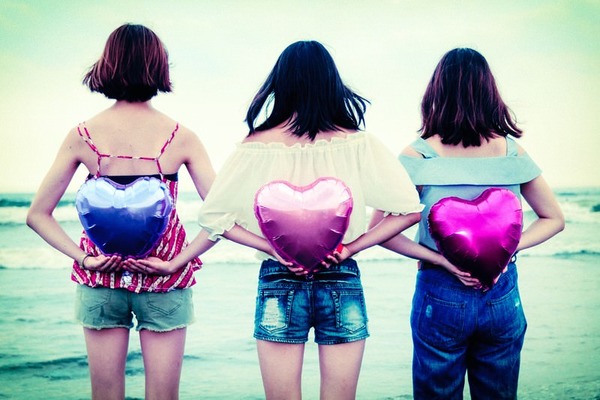 【画像あり】芸能界1小顔の吉川ひなのと冨永愛が並んだ結果www