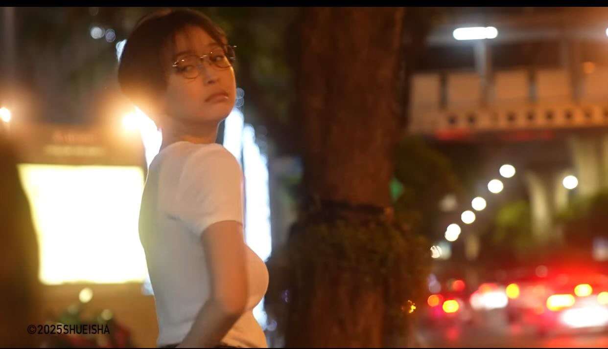 【画像】ロケットおっぱいとは･･･これの事だよ！