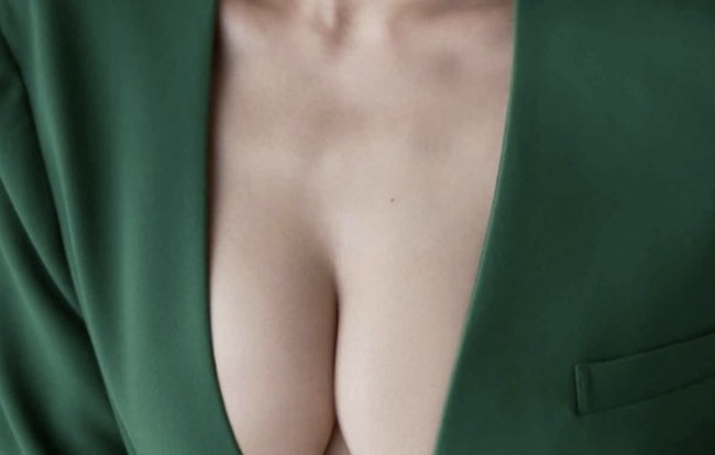 【朗報】アメリカの女子高生、ほぼ全員ヌケると話題にwww