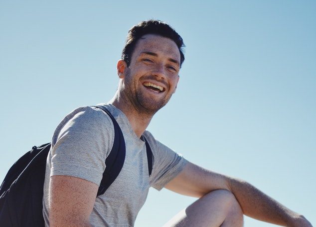 娘が連れてきた彼氏は完璧すぎる好青年だった。しかし女の勘が彼は危険だと警鐘を鳴らしている。 絶縁覚悟でこの事を娘に伝えるべき・・・？