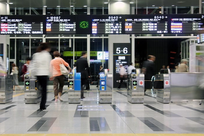 【画像】渋谷駅に痴女ｗｗｗ