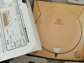 【画像】ハードオフで映像の出ないらしいジャンクのドリキャス買ったったったｗ