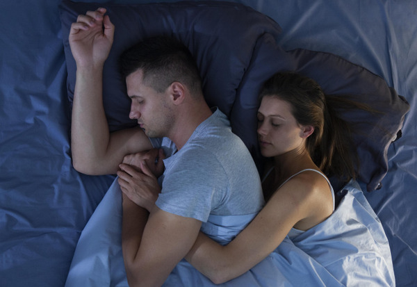 【画像あり】遠距離アベックの彼氏、精力を吸い取られるwww