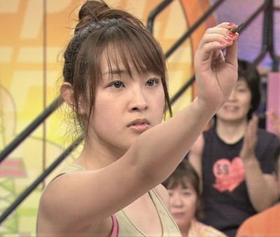 【画像】大沢あかねさん(40)、突如美女に変貌ｗｗｗこれやってるよな！？