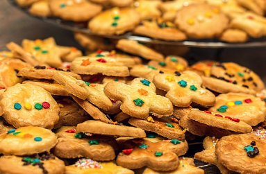 旦那が、1週間分まとめ買いした食料を1日で食い尽くす。私「幼児用のビスケットまで食べたの！？いい加減にしろ！」旦那「クスクスw」→結果…