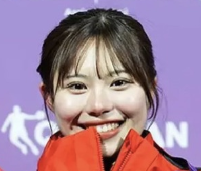 【朗報】可愛すぎる五輪の24歳女子、ちっぱい