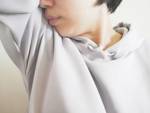 【悲報】ワイ、ワキガ手術をした結果とんでもないことにwww