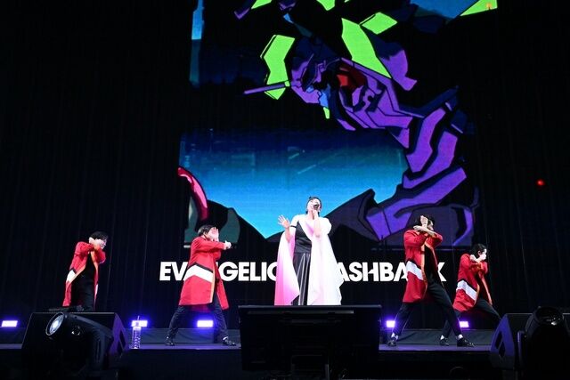 スタジオカラー、エヴァから卒業できないwww