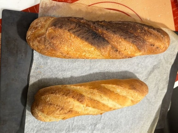 【画像】自作フランスパン、焼ける