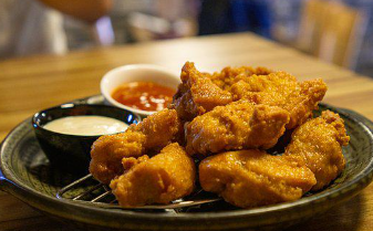 唐揚げ1kg揚げたら。彼「作りすぎwお前経済観念ないの？」私「私の分はどこ？私の夕飯用と明日の弁当用も揚げたんだけど」彼「は？」→結果…