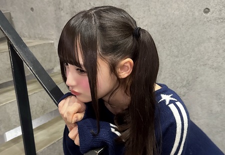 【画像】現役女子高生アイドル（17歳）、幼少期からガチのマジでレベチ