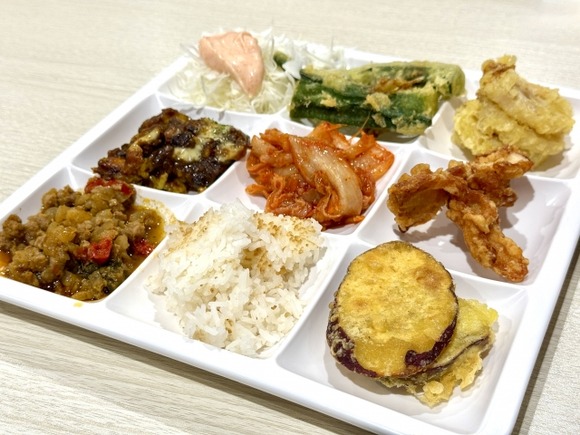 ビジホで朝食無料だけど、でもせっかくだから外で地元の店で朝飯食いたいとき