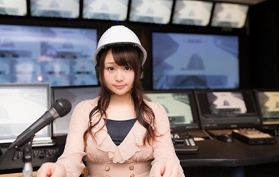 【画像】テレ朝の女子アナ、AIみたいなエロイ服装でニュースを読んでしまうwww