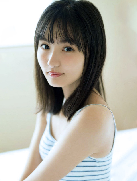 【速報】遠藤さくらの美しすぎる背中、性的すぎる