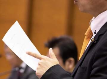 左翼評論家「左翼が嫌われたのは思想とかじゃなくてSNSのインプ稼ぎで過激な投稿をしすぎたから」