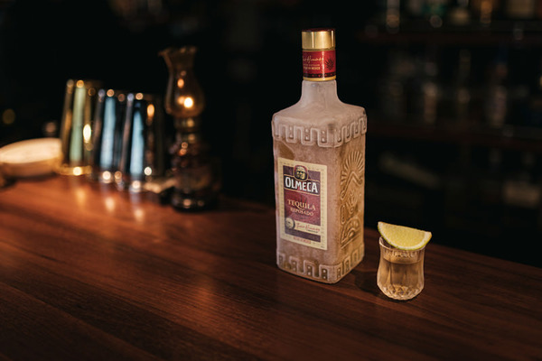 【悲報】スタッフ「朝倉未来さぁ流石にテキーラ70杯は嘘でしょ？w」未来「あ？（ブチギレ）」 (※画像あり)　