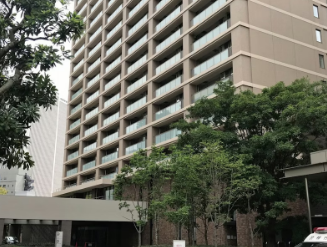 立憲議員宿舎の机から大量のアダルトDVDが発見されてしまうｗｗｗ