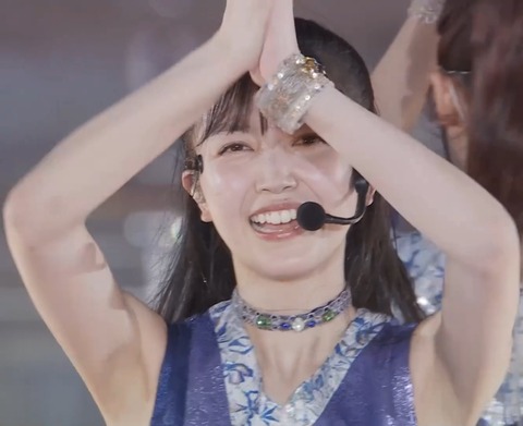 【画像】久保史緒里、肉厚がスゴい。