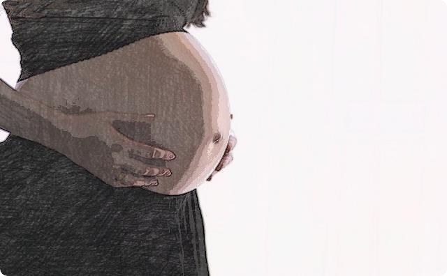 嫁がつわりで寝込んで一切家事しないし風呂も入らず部屋散らかしまくってるから俺は実家に帰ってる。キレられて意味がわからん…