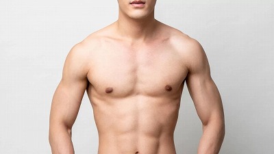 【画像】女子が選ぶ「抱かれたい体型」と「チー牛体型」の決定的な違いが判明www