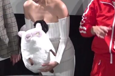 【朗報】MEGUMIさん(44)のお〇ぱいwww