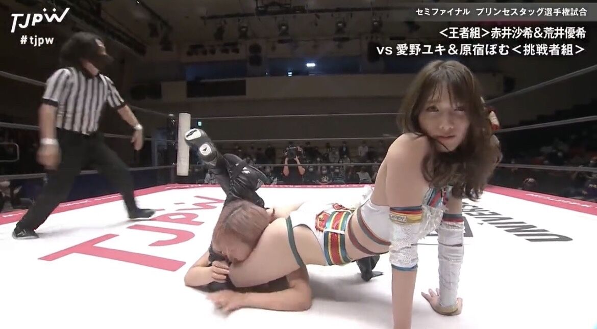 【画像】女子プロレスってこんなエッチなんかwww